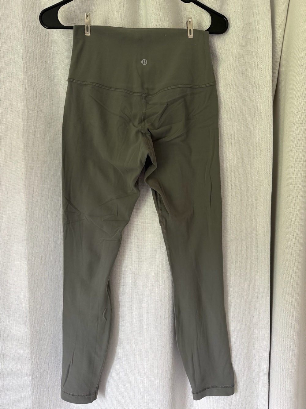 lululemon athletica High-Rise 3/4 Length Leggings in Olive Green